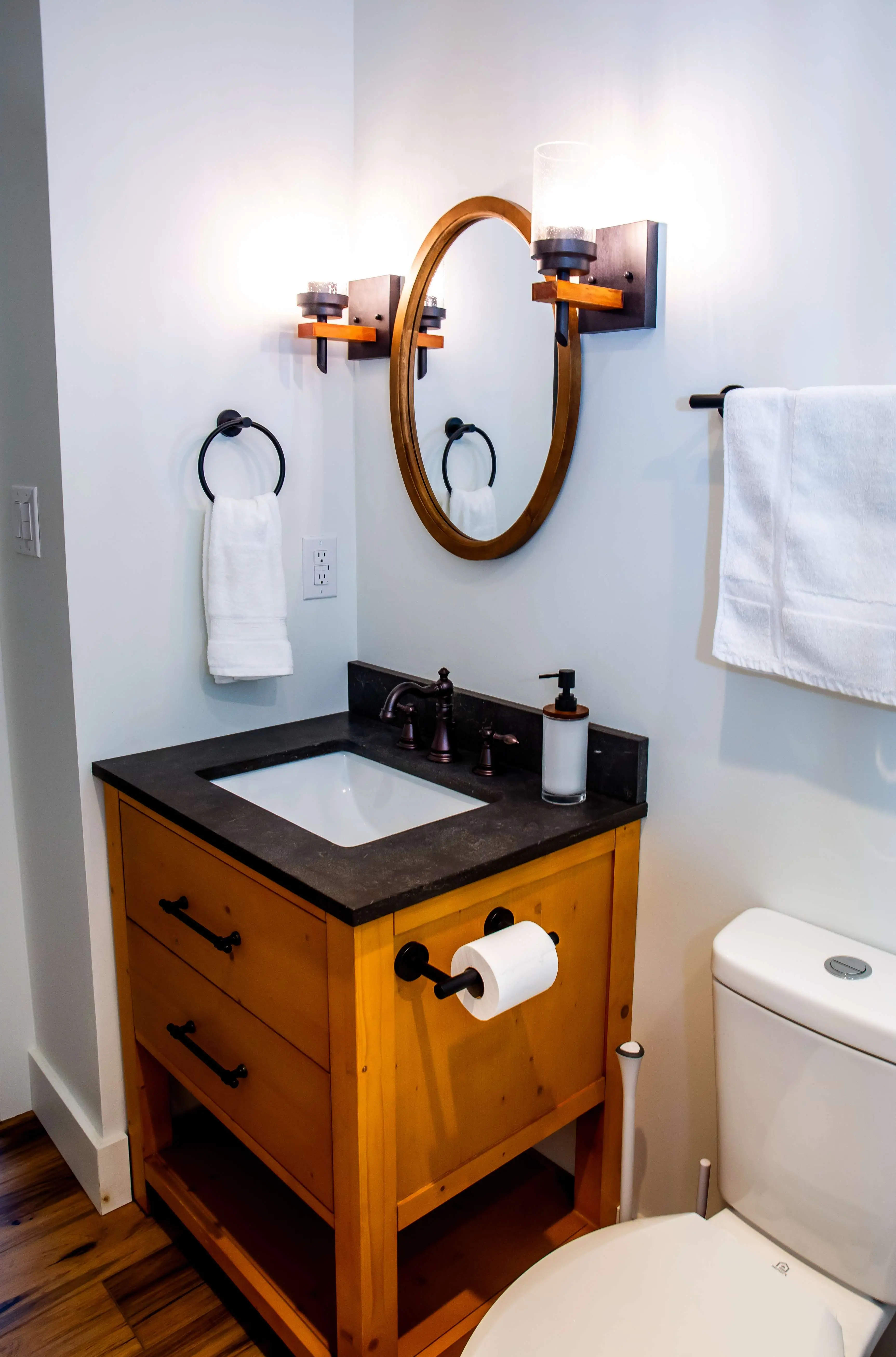 Take Me Home Bathroom – A Mountain Retreat Creekside Cabin