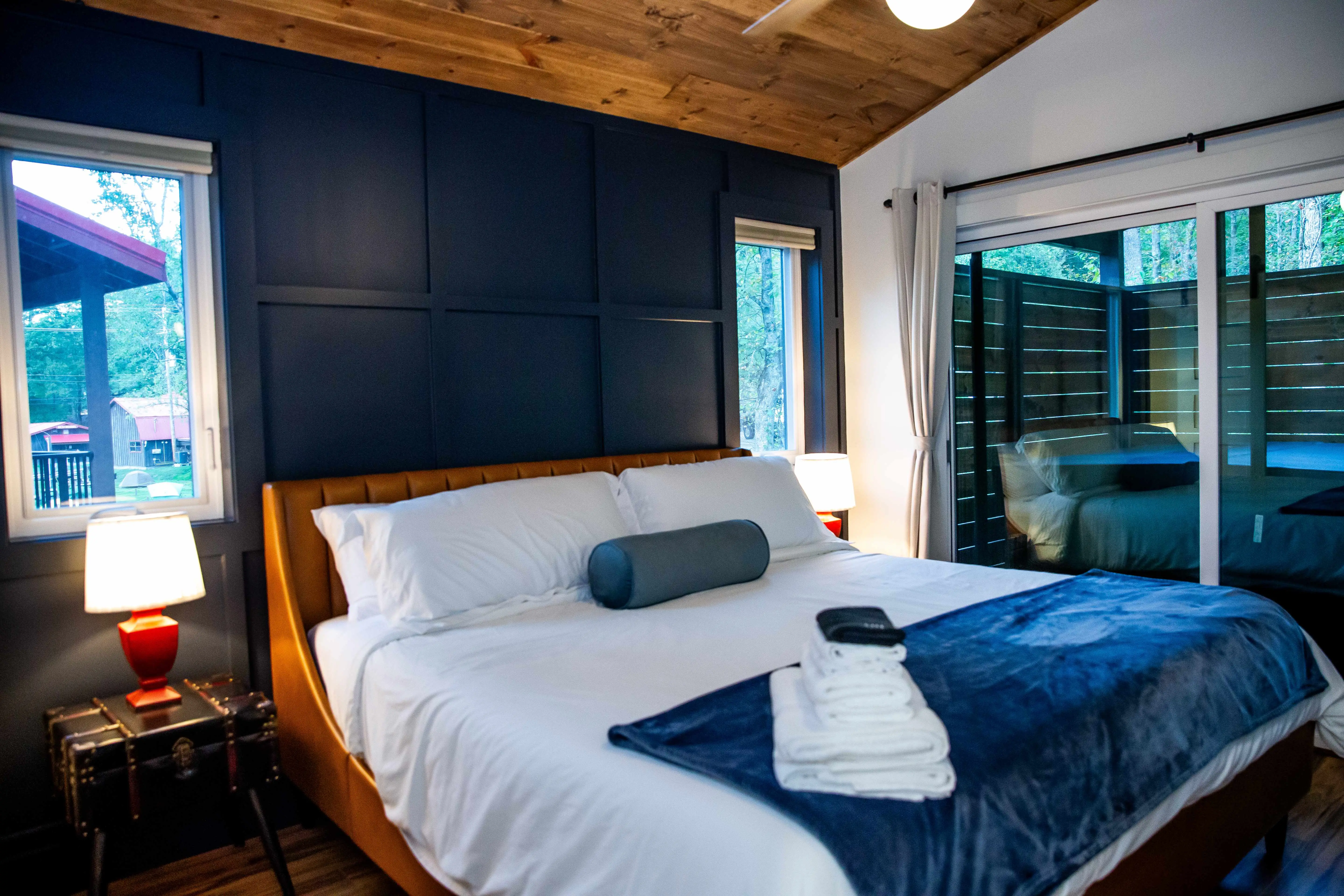 Abbey Road Bedroom – A Beetles Themed Creekside Cabin