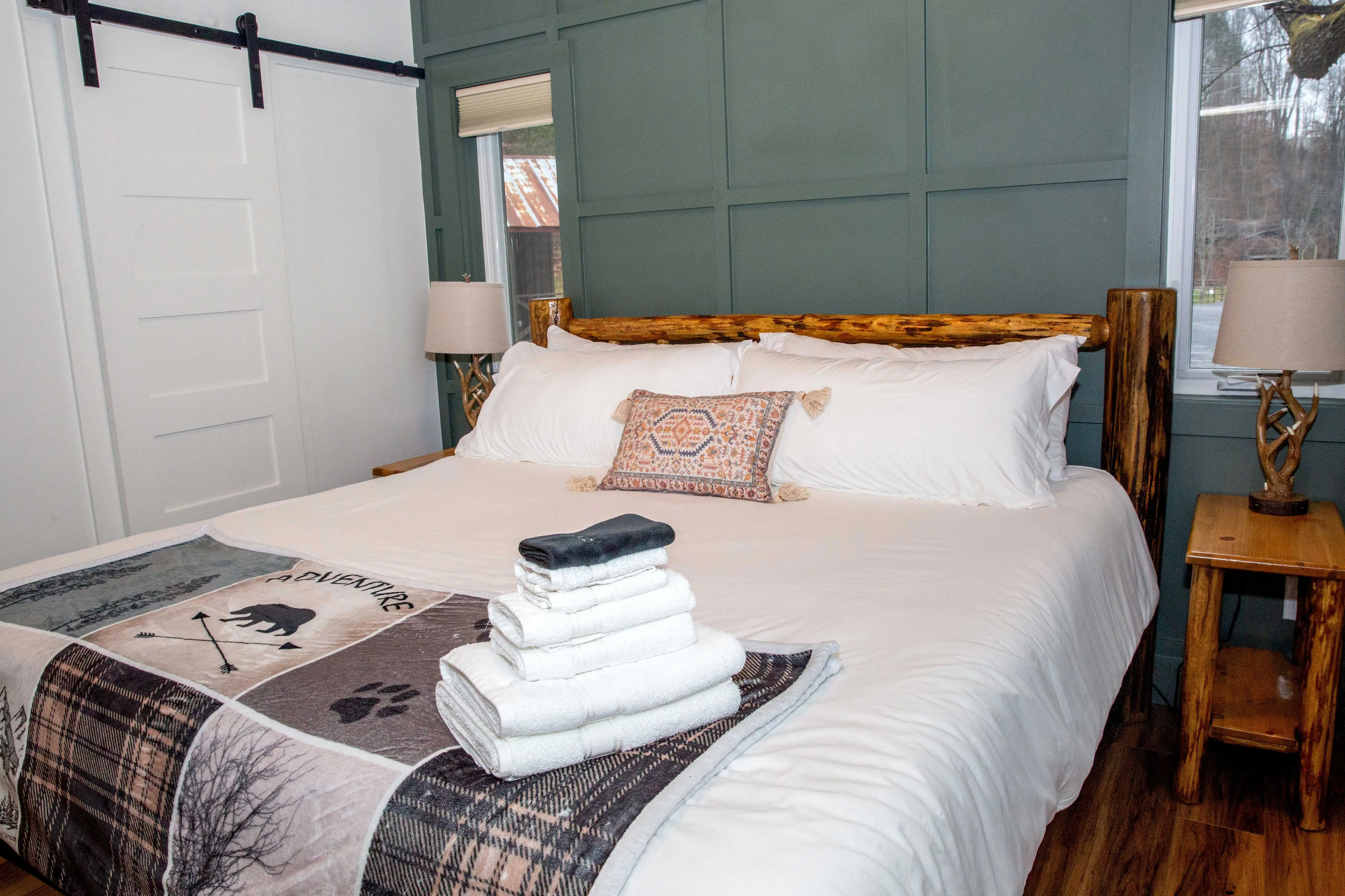 Take Me Home King Bedroom – A Mountain Retreat Creekside Cabin