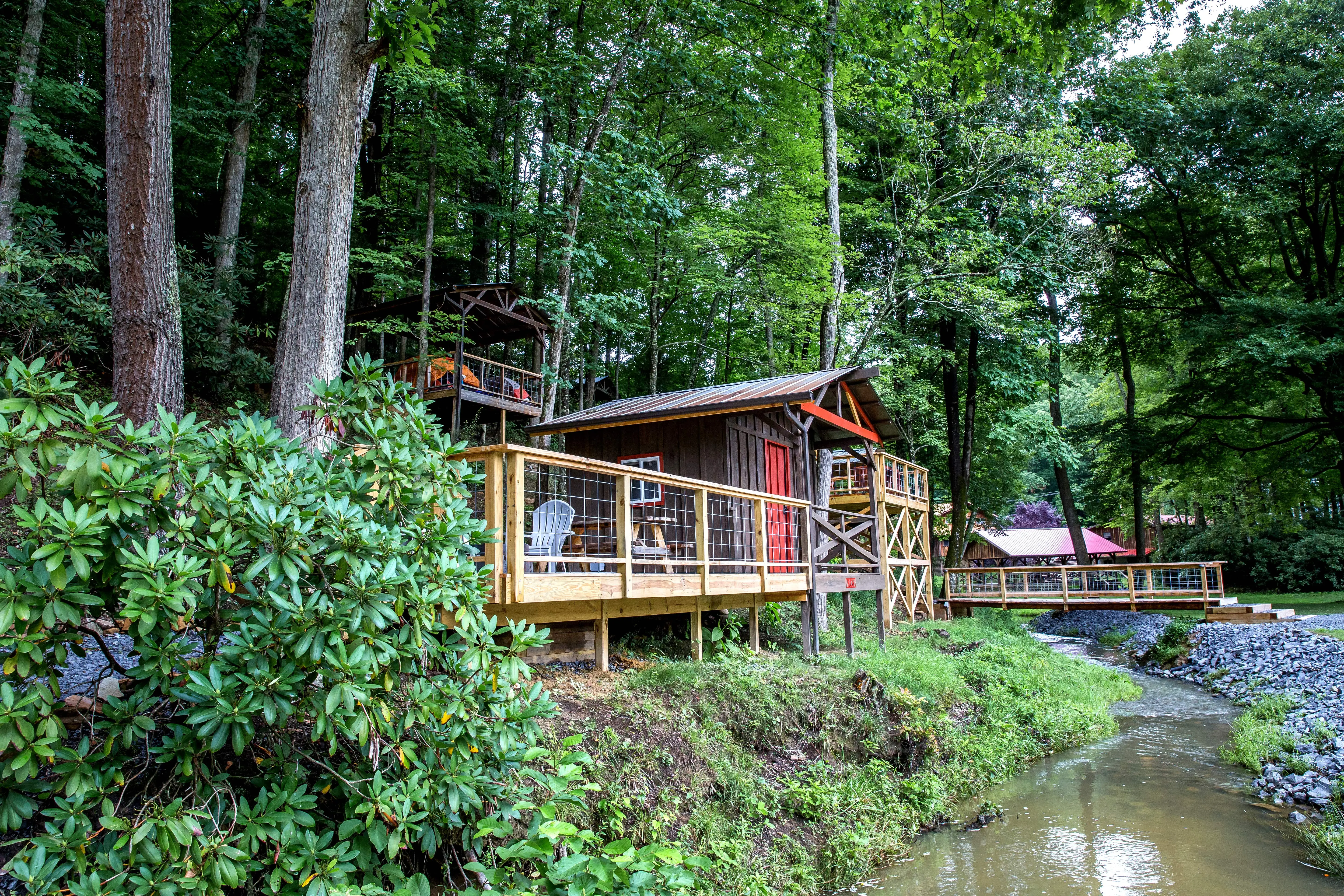 Rustic Bunk Cabin exterior – Rustic Bunk Cabin at The Outpost NRG