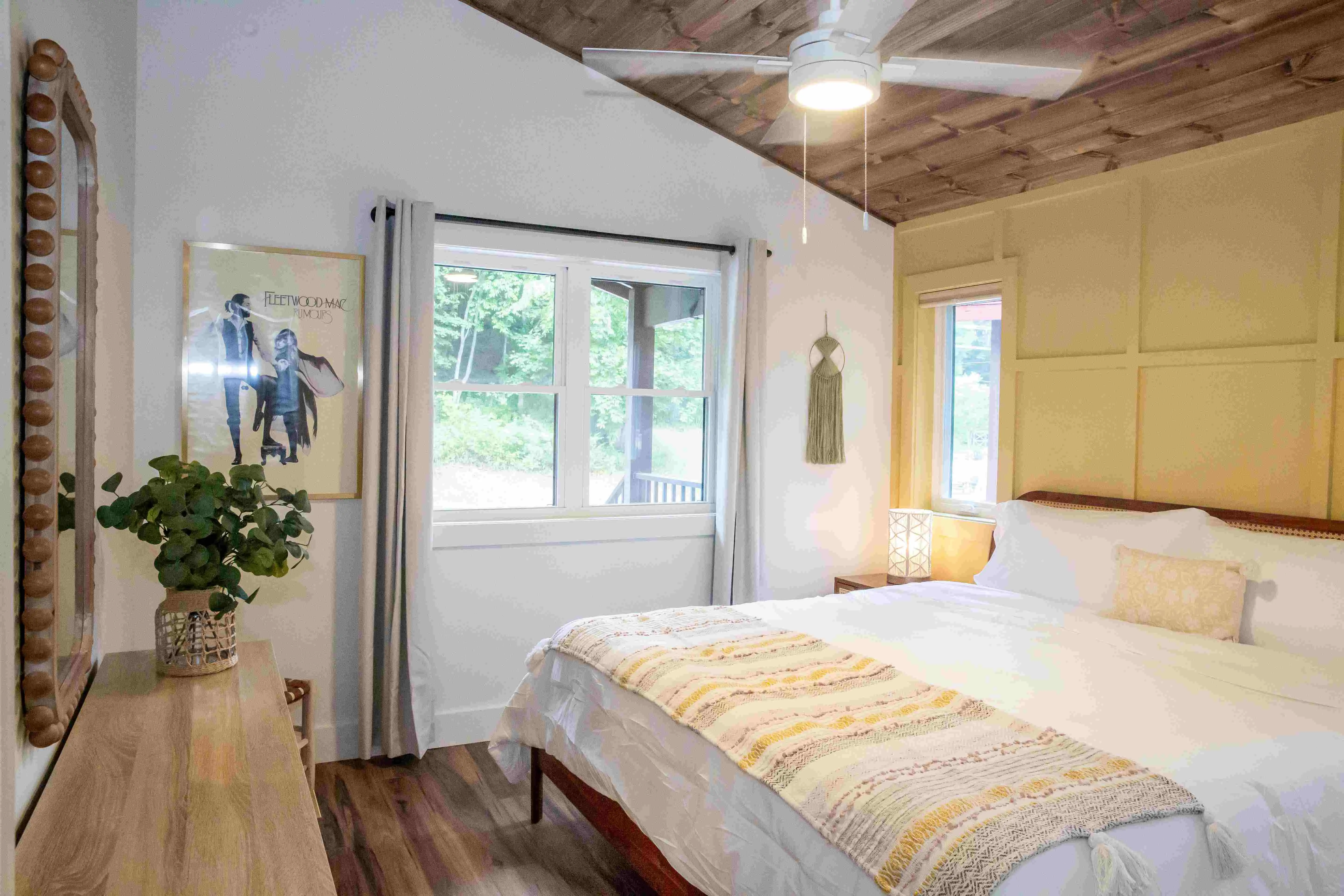 Songbird Guest Bedroom – A Fleetwood Mac Themed Creekside Cabin