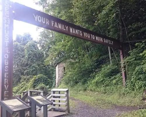 Legacy gallery image: Kaymoor Miners Trail.buleyfjt