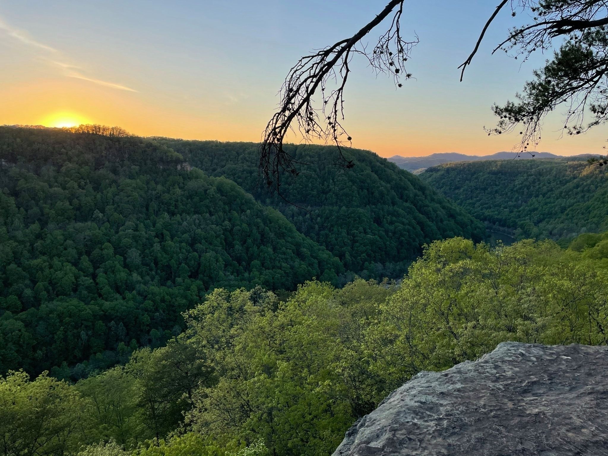 UPSCALE CAMPING, UNIQUE LODGING, LIVE MUSIC, LOW-KEY FAMILY FRIENDLY VIBE