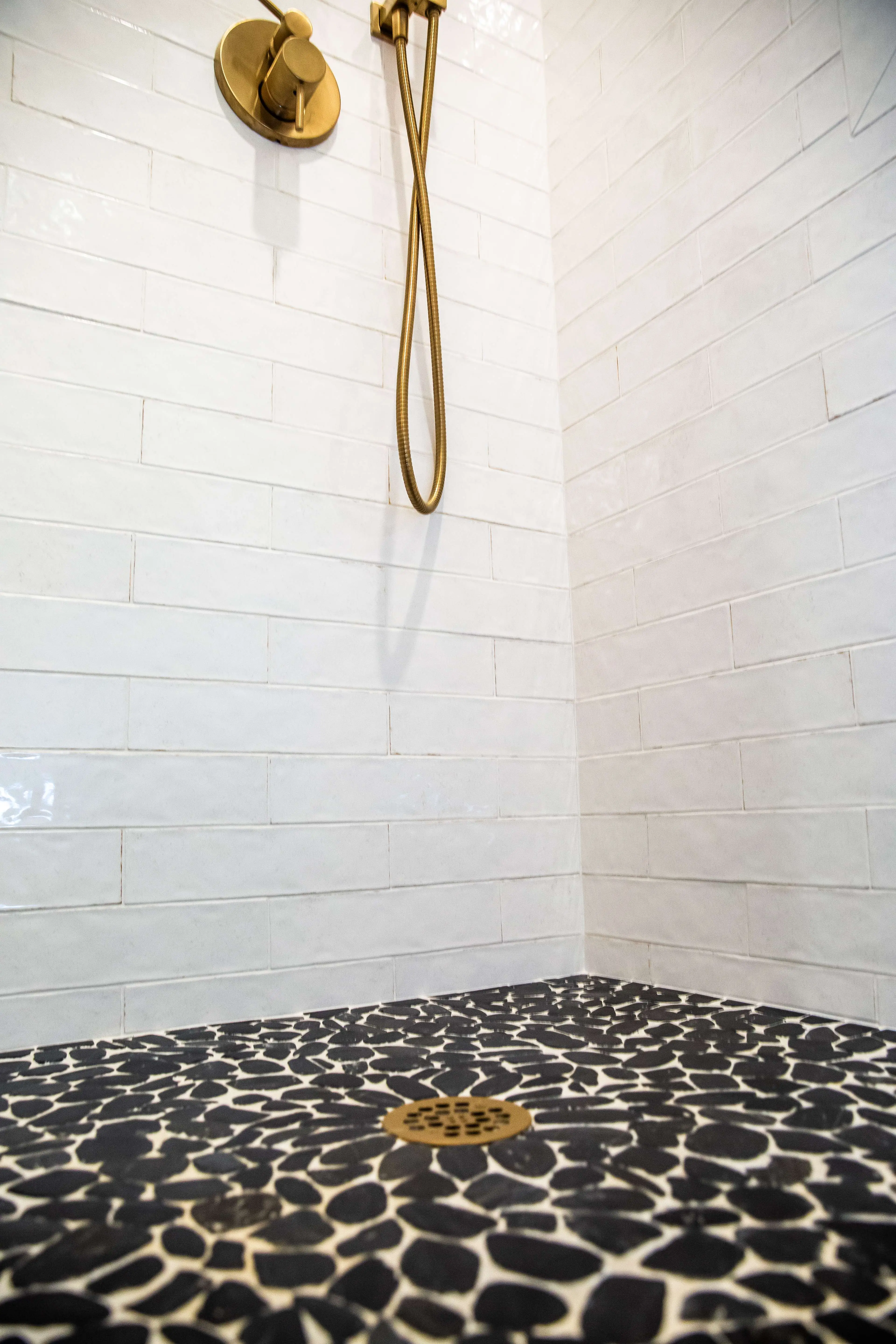 Songbird Shower – A Fleetwood Mac Themed Creekside Cabin